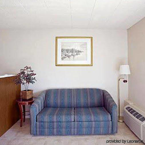 Motel 6-New Stanton, Pa Interiør bilde