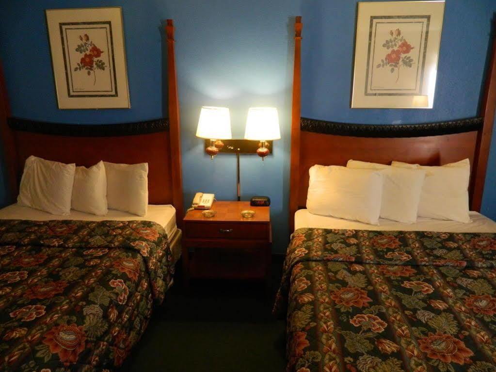Motel 6-New Stanton, Pa Eksteriør bilde