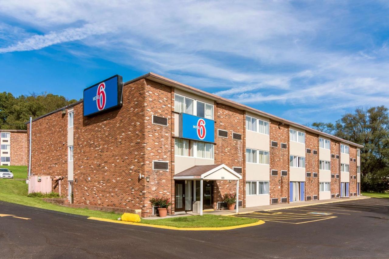 Motel 6-New Stanton, Pa Eksteriør bilde